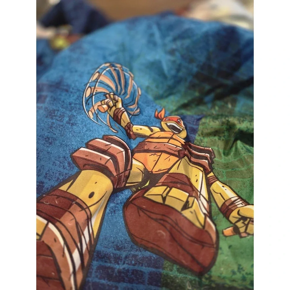 2014 Teenage Mutant Ninja Turtle Twin Sheets Plus 2 Toys